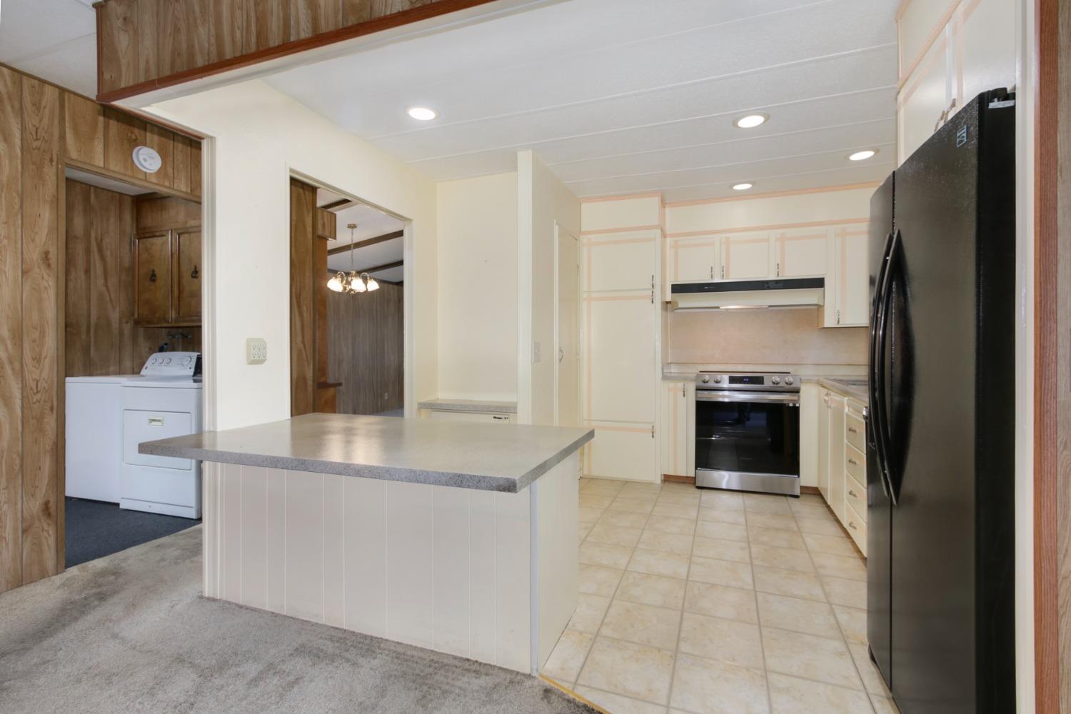 Detail Gallery Image 21 of 66 For 13 Pina St, Sacramento,  CA 95828 - 2 Beds | 2 Baths