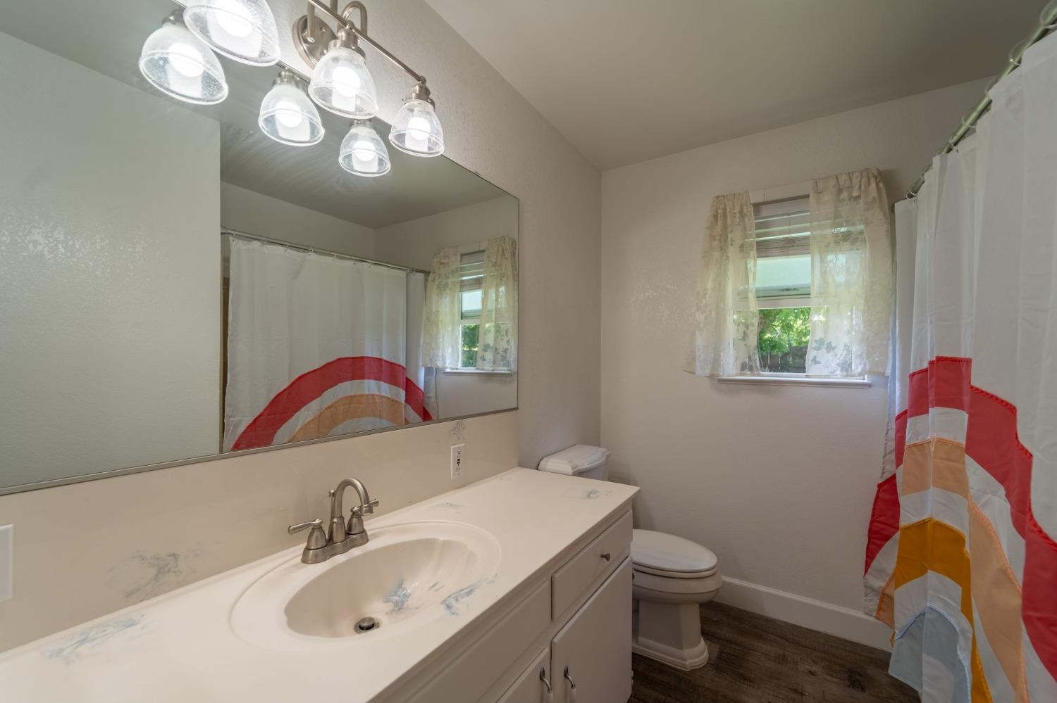Detail Gallery Image 19 of 27 For 1126 Hawthorne Ave, Modesto,  CA 95350 - 3 Beds | 2 Baths
