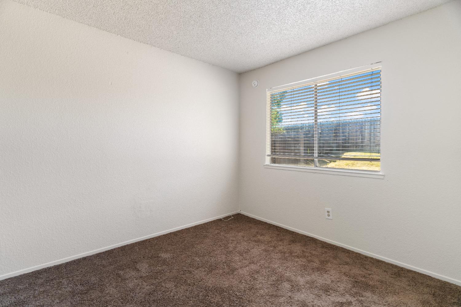 Detail Gallery Image 19 of 31 For 670 Turnstone Dr, Sacramento,  CA 95834 - 3 Beds | 2 Baths