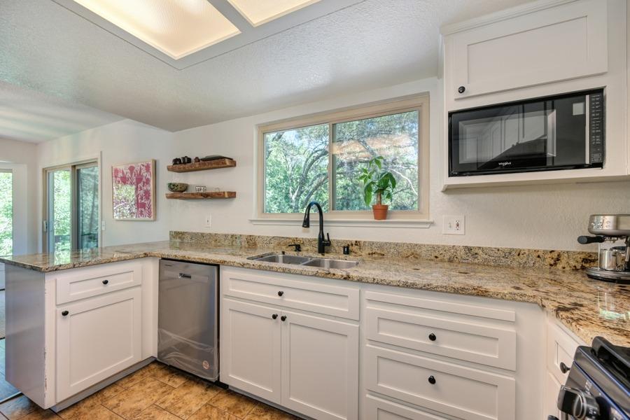 Detail Gallery Image 24 of 65 For 4589 Foothill Dr, Shingle Springs,  CA 95682 - 3 Beds | 2 Baths