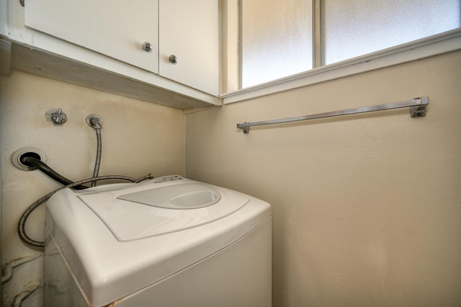 Detail Gallery Image 25 of 41 For 721 Roundtree Ct, Sacramento,  CA 95831 - 2 Beds | 1/1 Baths