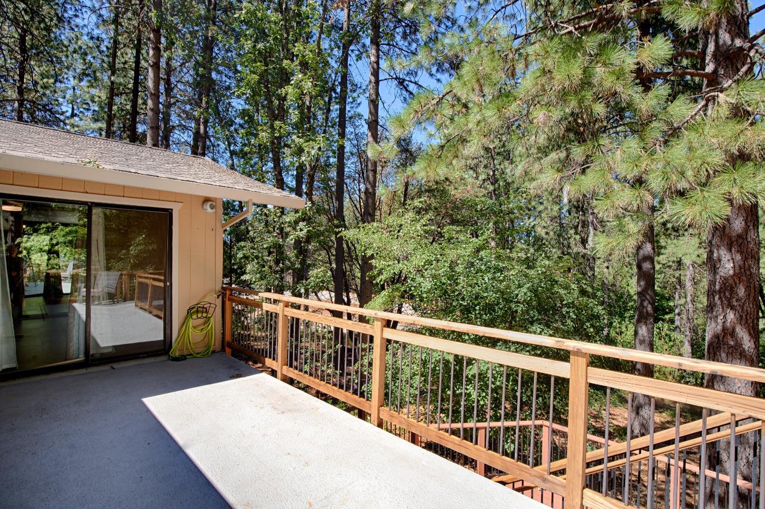 Detail Gallery Image 28 of 47 For 11566 Forest View Dr, Nevada City,  CA 95959 - 3 Beds | 3 Baths