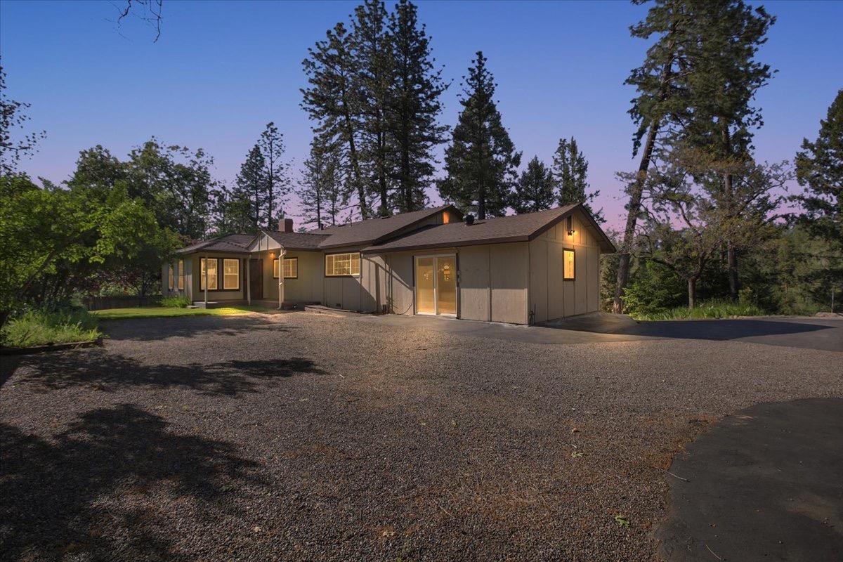 Detail Gallery Image 1 of 1 For 1770 Point View Dr, Placerville,  CA 95667 - 4 Beds | 1 Baths