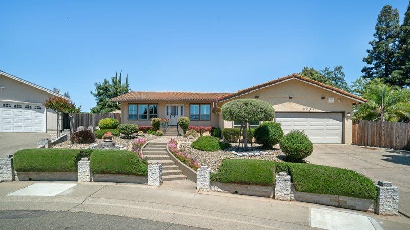 Detail Gallery Image 1 of 1 For 5024 Cyrina Ct, Fair Oaks,  CA 95628 - 4 Beds | 2 Baths