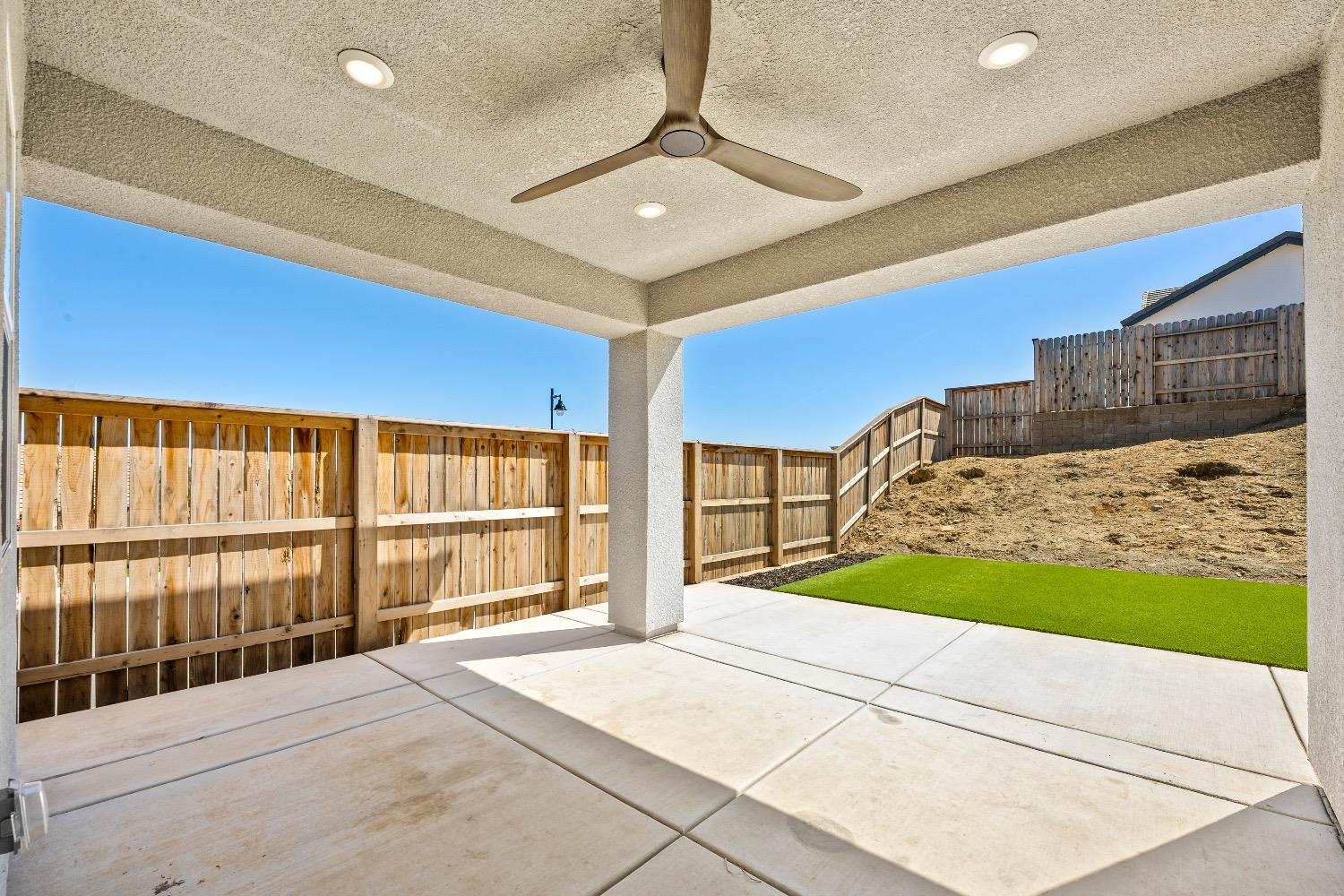 Detail Gallery Image 33 of 57 For 511 Desert Bloom Ct, Rocklin,  CA 95765 - 3 Beds | 2 Baths