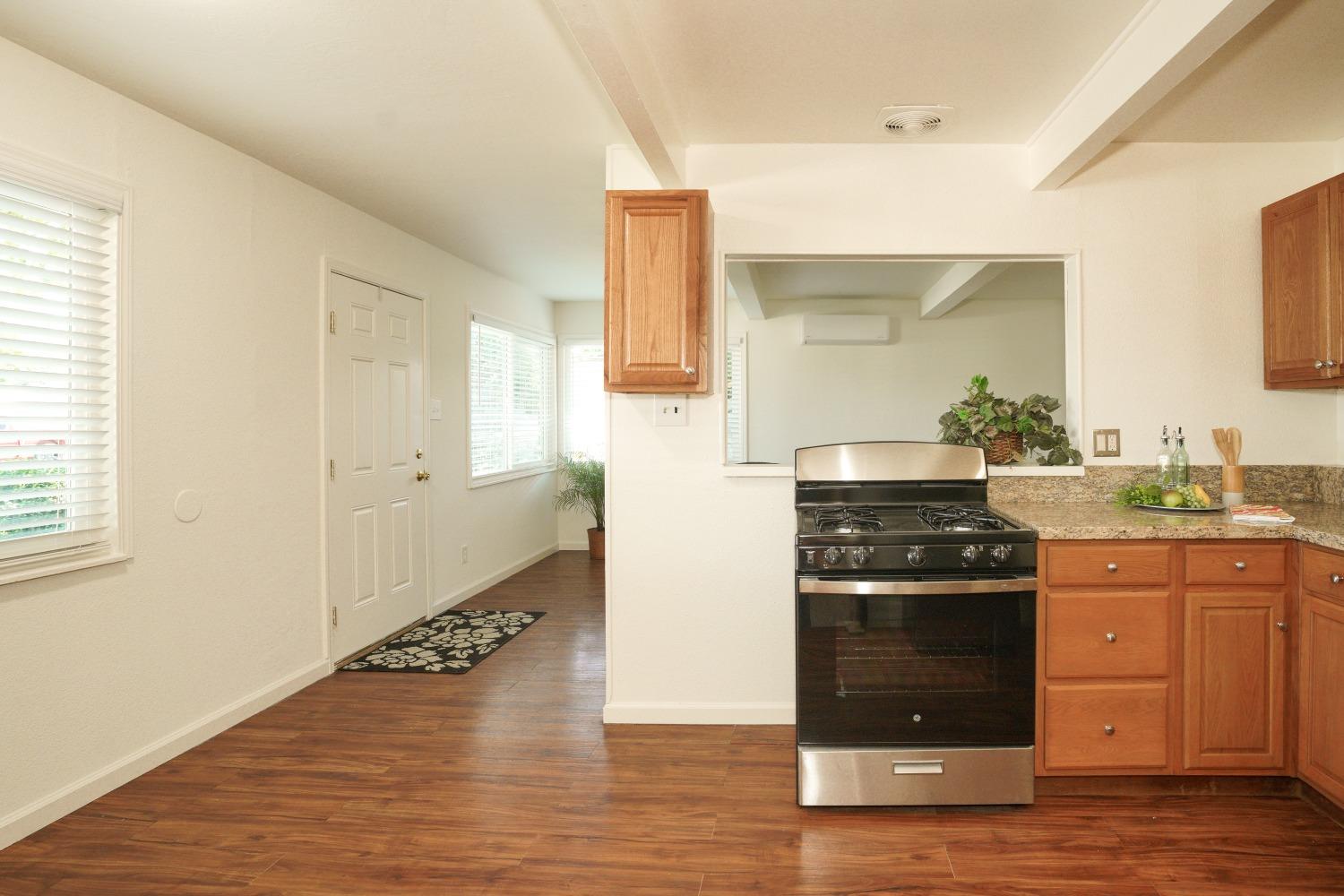 Detail Gallery Image 12 of 35 For 423 Poplar Ave, West Sacramento,  CA 95691 - 2 Beds | 1 Baths
