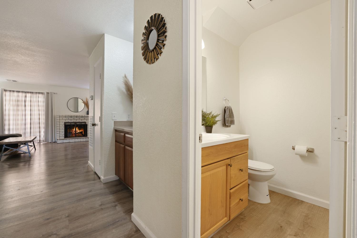 Detail Gallery Image 13 of 38 For 3176 Andre Ln, Turlock,  CA 95382 - 2 Beds | 2/1 Baths