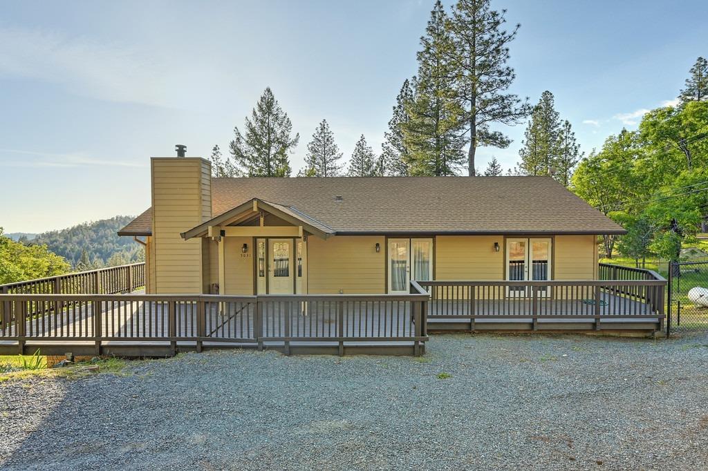 Detail Gallery Image 1 of 61 For 5031 Shooting Star Rd, Pollock Pines,  CA 95726 - 4 Beds | 2/2 Baths