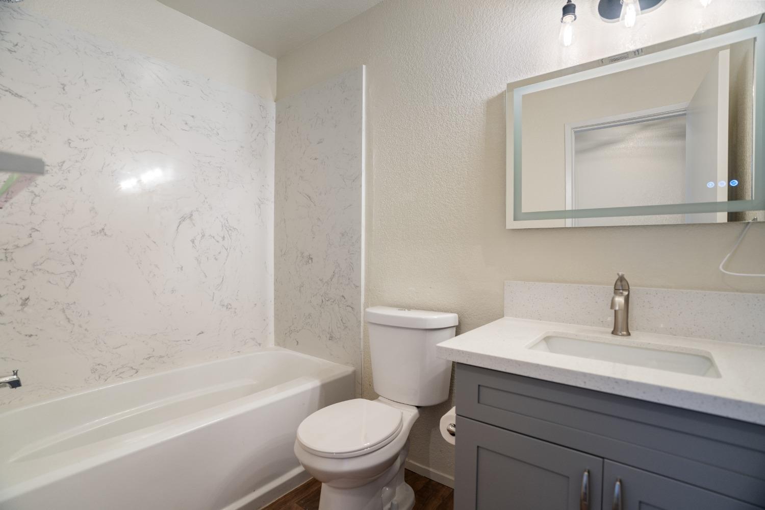 Detail Gallery Image 15 of 31 For 670 Turnstone Dr, Sacramento,  CA 95834 - 3 Beds | 2 Baths