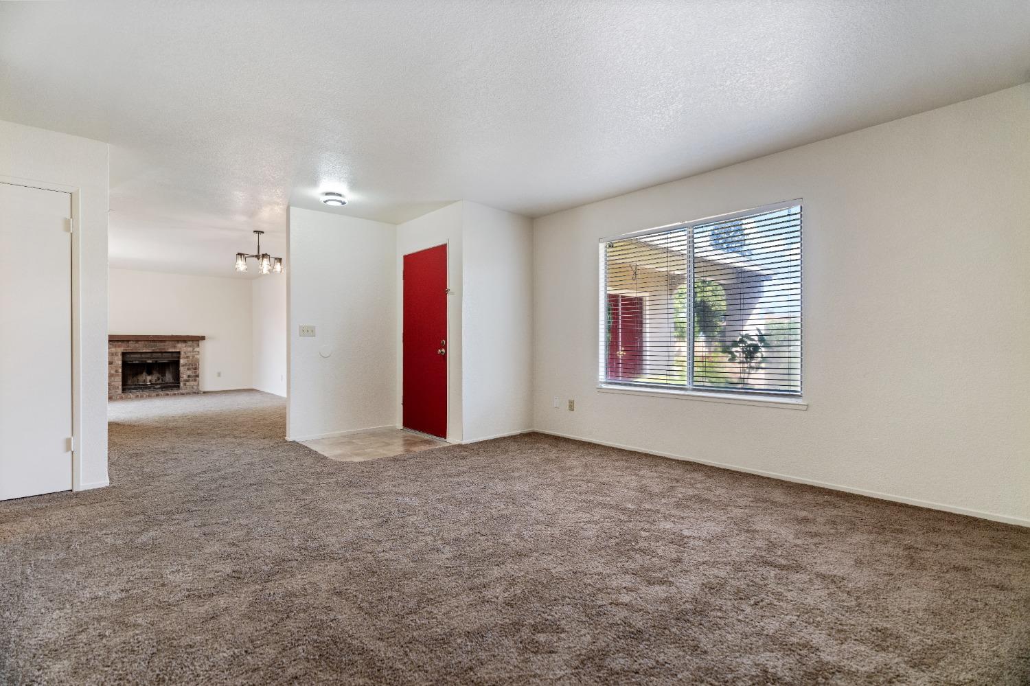 Detail Gallery Image 10 of 31 For 670 Turnstone Dr, Sacramento,  CA 95834 - 3 Beds | 2 Baths