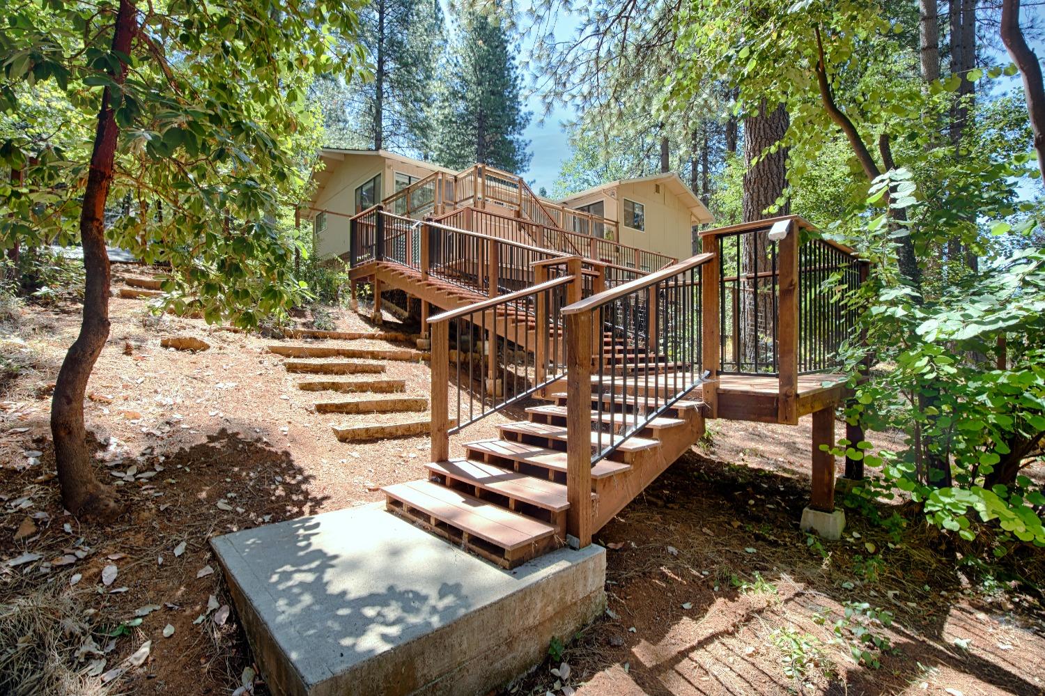 Detail Gallery Image 30 of 47 For 11566 Forest View Dr, Nevada City,  CA 95959 - 3 Beds | 3 Baths