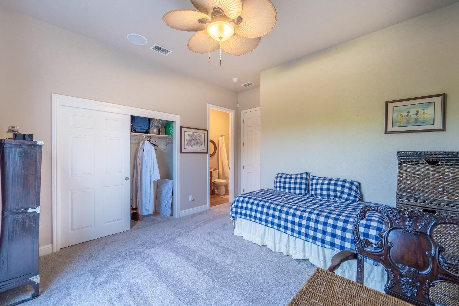 Detail Gallery Image 28 of 48 For 1512 Knollwood St, Manteca,  CA 95336 - 3 Beds | 2/1 Baths