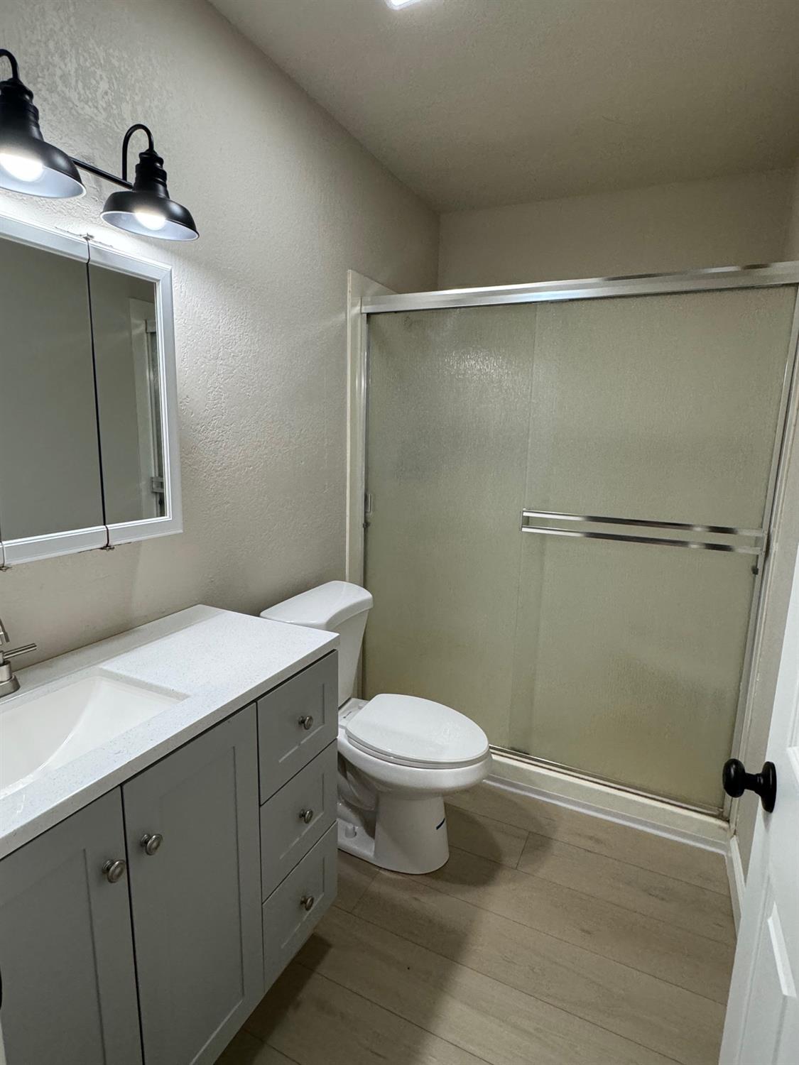 Detail Gallery Image 15 of 26 For 213 Dorita Way, Modesto,  CA 95354 - 2 Beds | 1 Baths