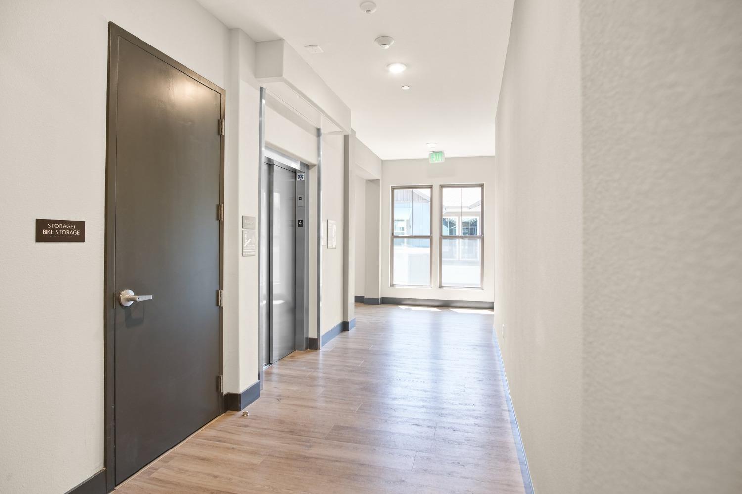 Detail Gallery Image 4 of 39 For 1661 Spring St #434,  Davis,  CA 95616 - 3 Beds | 2/1 Baths