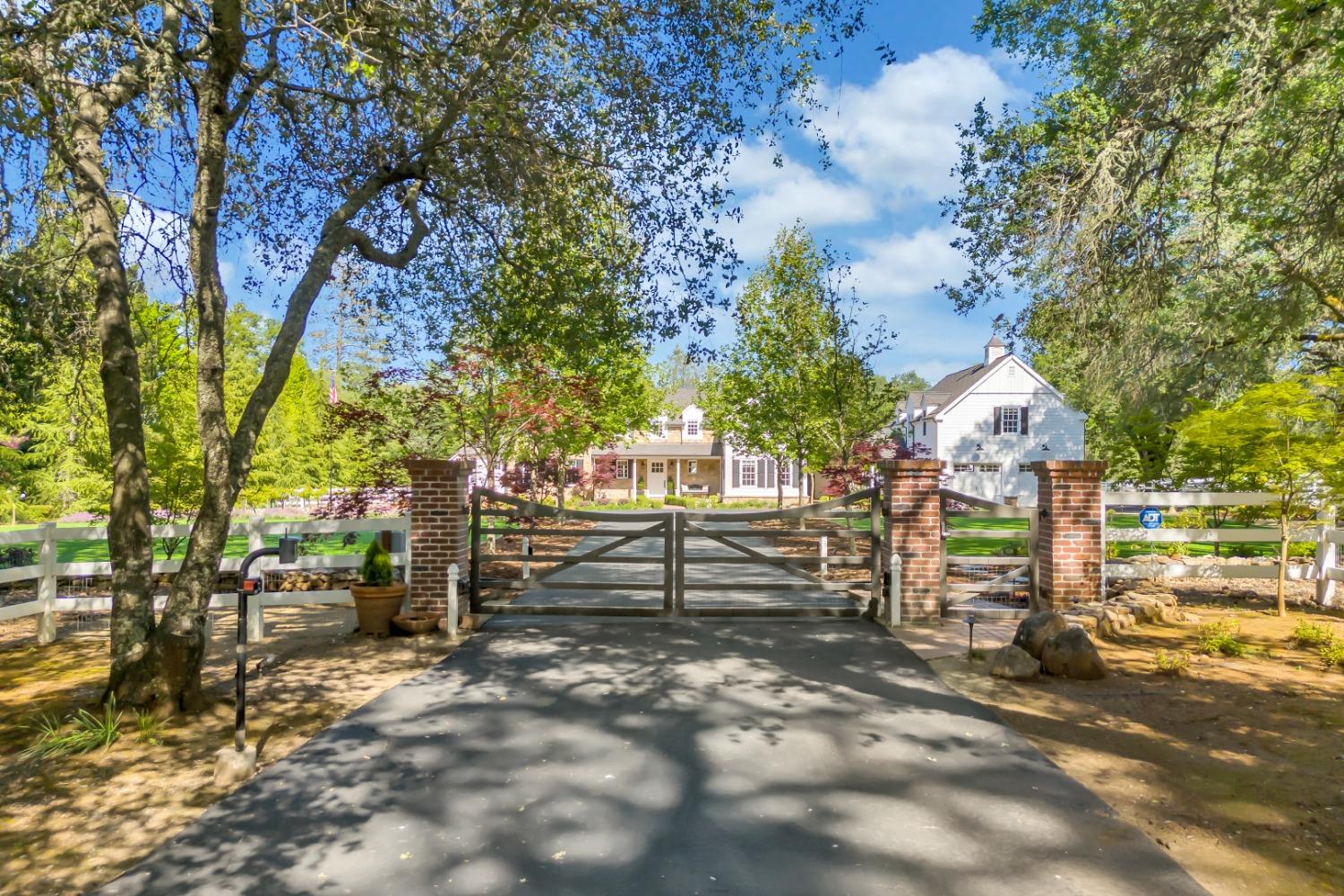 Detail Gallery Image 93 of 99 For 4081 Wigeon Ct, Shingle Springs,  CA 95682 - 5 Beds | 3/2 Baths