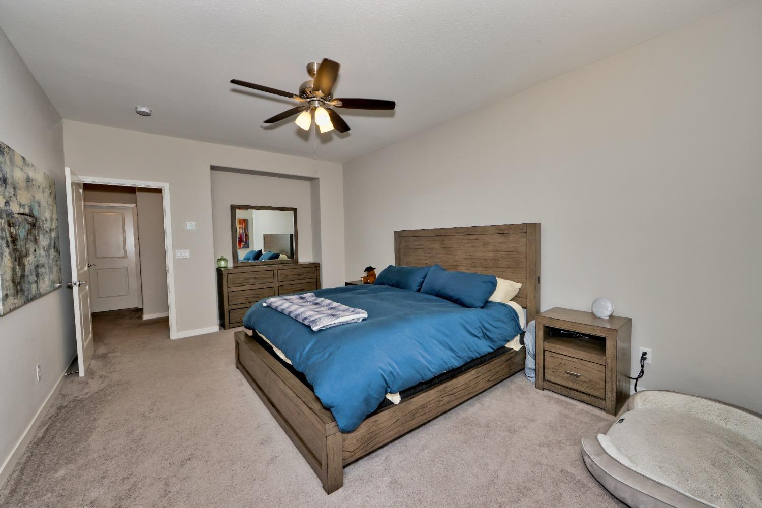 Detail Gallery Image 22 of 28 For 3062 Eagle Chase Walk, Sacramento,  CA 95833 - 3 Beds | 3/1 Baths