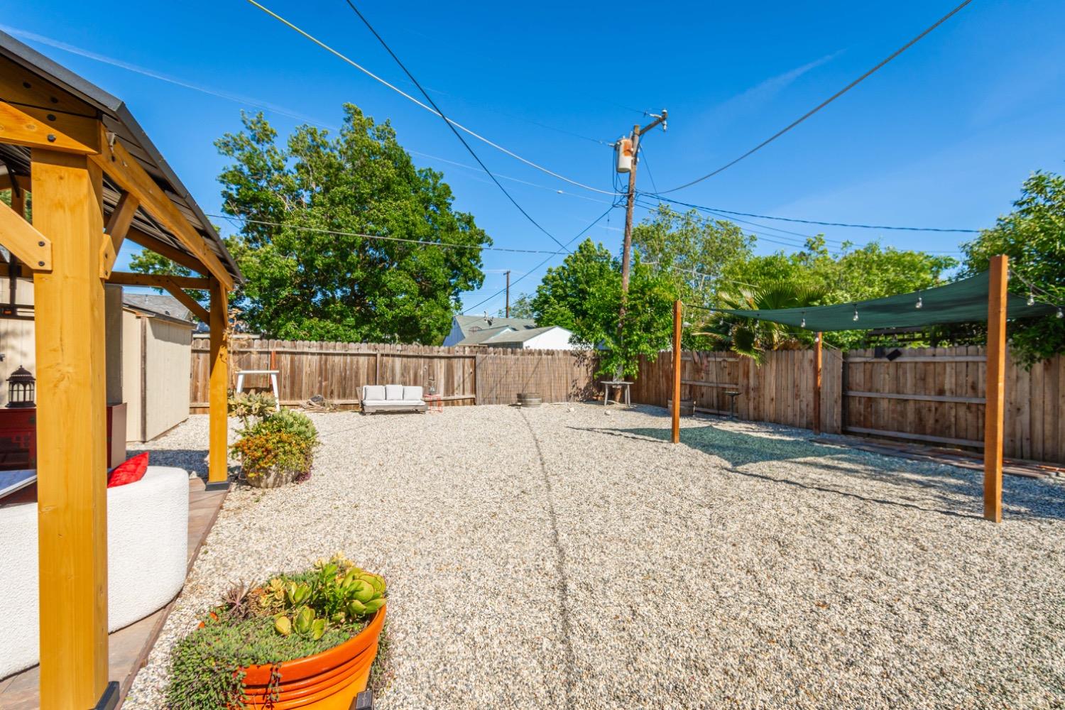 Detail Gallery Image 64 of 64 For 2554 Clay St, Sacramento,  CA 95815 - 4 Beds | 2 Baths