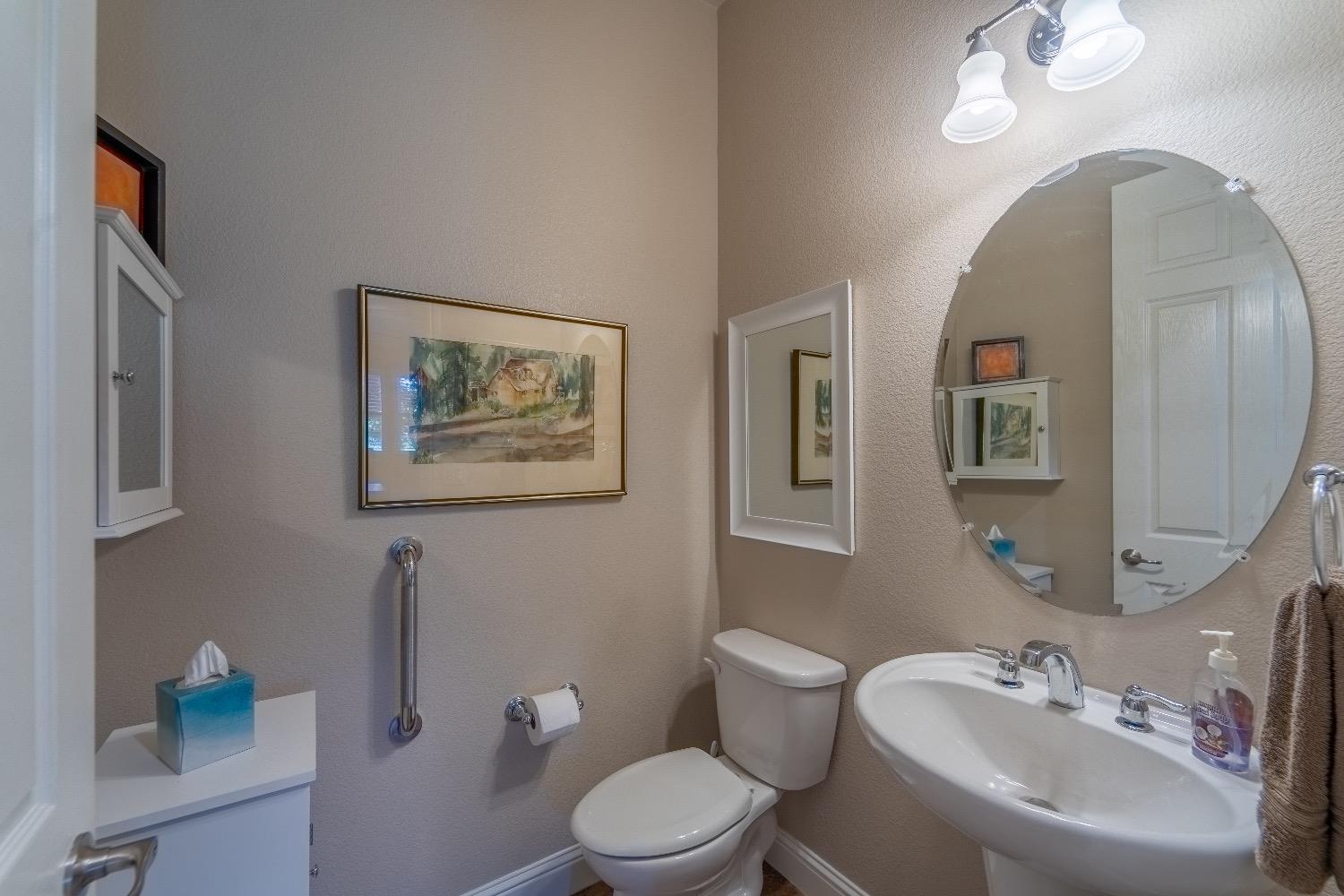 Detail Gallery Image 25 of 48 For 1512 Knollwood St, Manteca,  CA 95336 - 3 Beds | 2/1 Baths