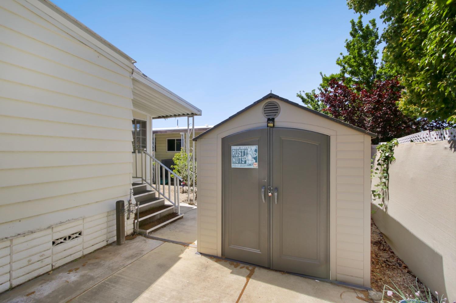 Detail Gallery Image 52 of 66 For 13 Pina St, Sacramento,  CA 95828 - 2 Beds | 2 Baths