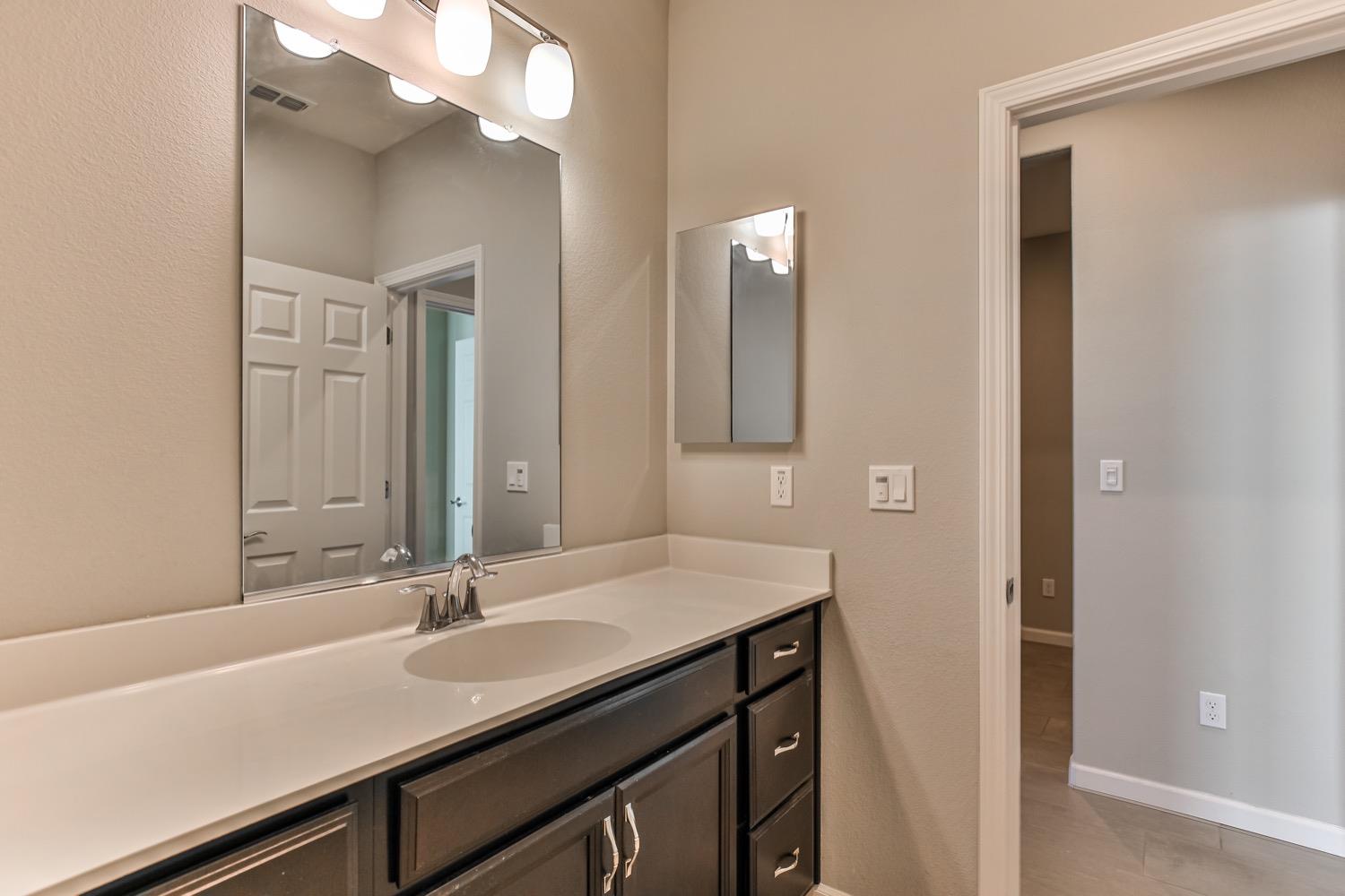 Detail Gallery Image 31 of 73 For 2232 Millsap Ct, Woodland,  CA 95776 - 3 Beds | 2 Baths