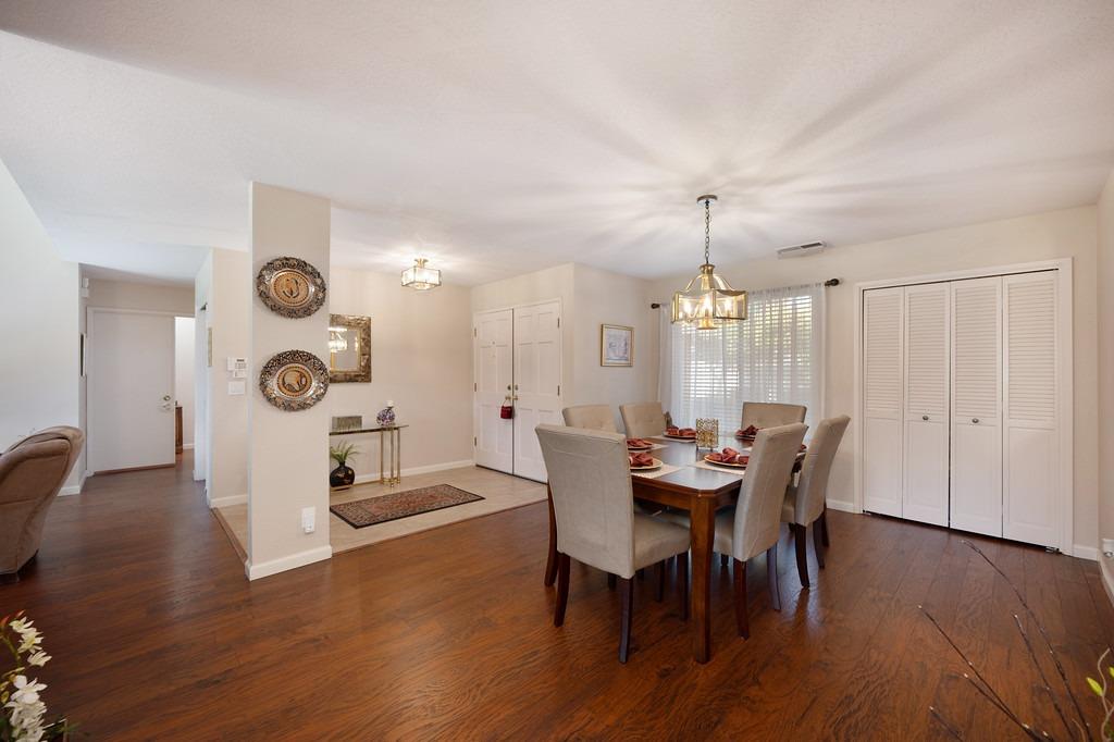 Detail Gallery Image 12 of 89 For 2214 Covey Creek Ct, Stockton,  CA 95207 - 3 Beds | 2 Baths
