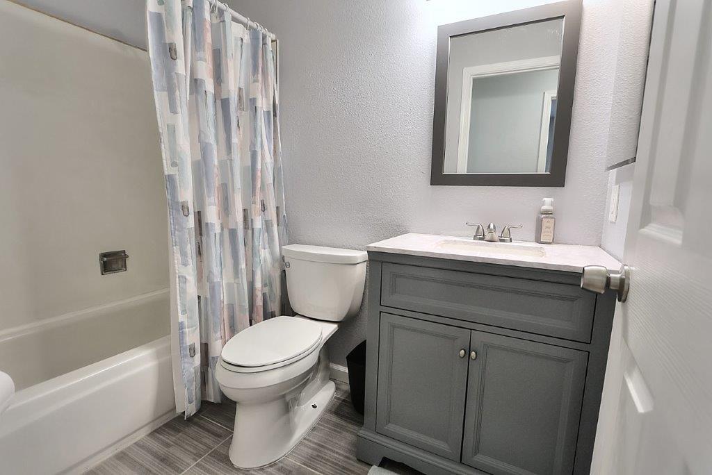 Detail Gallery Image 12 of 42 For 6832 Castleberry Cir, Citrus Heights,  CA 95621 - 3 Beds | 2 Baths