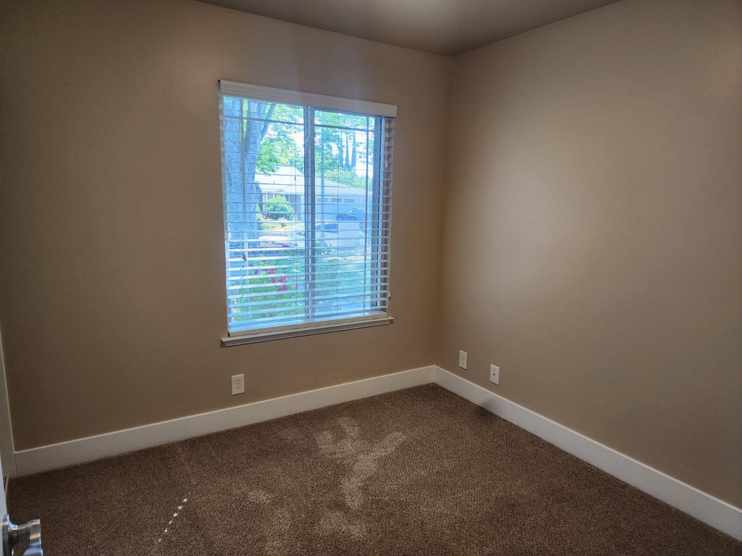 Detail Gallery Image 16 of 35 For 4909 Ruger Ct, Sacramento,  CA 95842 - 3 Beds | 2 Baths