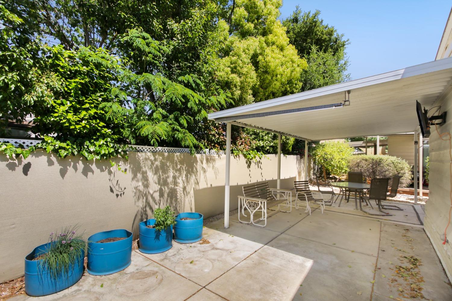 Detail Gallery Image 50 of 66 For 13 Pina St, Sacramento,  CA 95828 - 2 Beds | 2 Baths