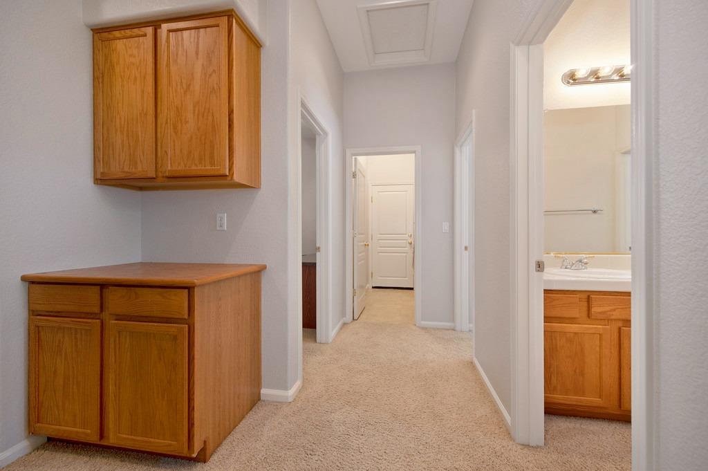 Detail Gallery Image 34 of 55 For 9468 Birchley Ct, Elk Grove,  CA 95624 - 4 Beds | 2 Baths