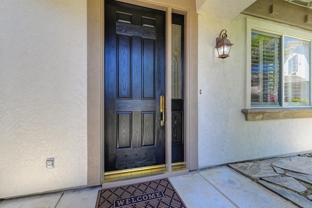Detail Gallery Image 6 of 55 For 9468 Birchley Ct, Elk Grove,  CA 95624 - 4 Beds | 2 Baths