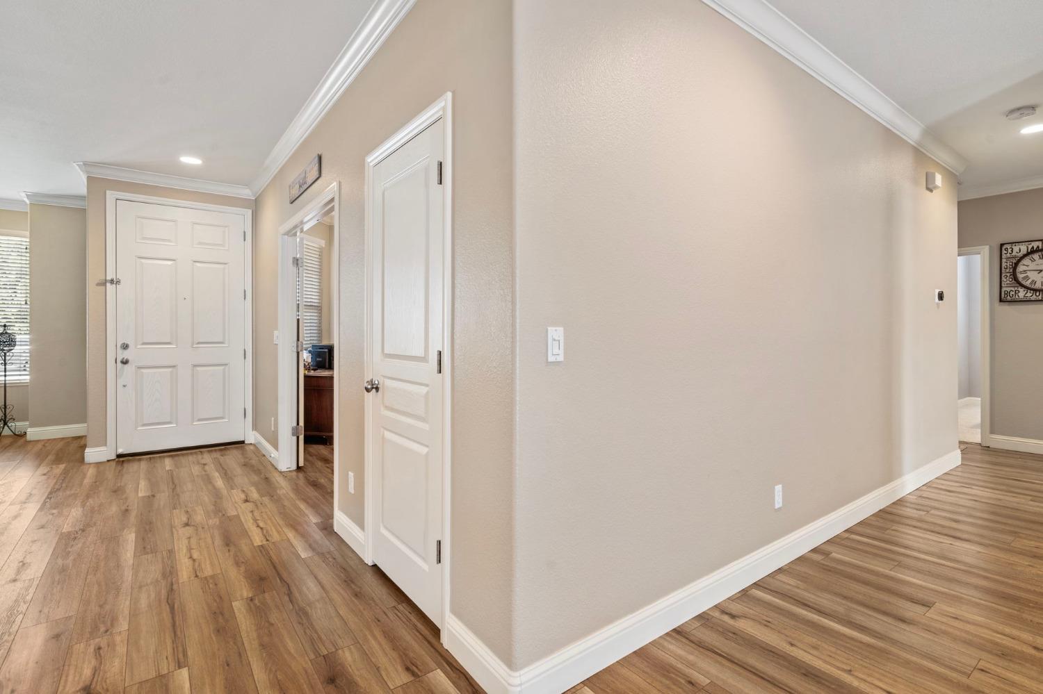 Detail Gallery Image 26 of 52 For 576 Catmint St, Manteca,  CA 95337 - 4 Beds | 2 Baths