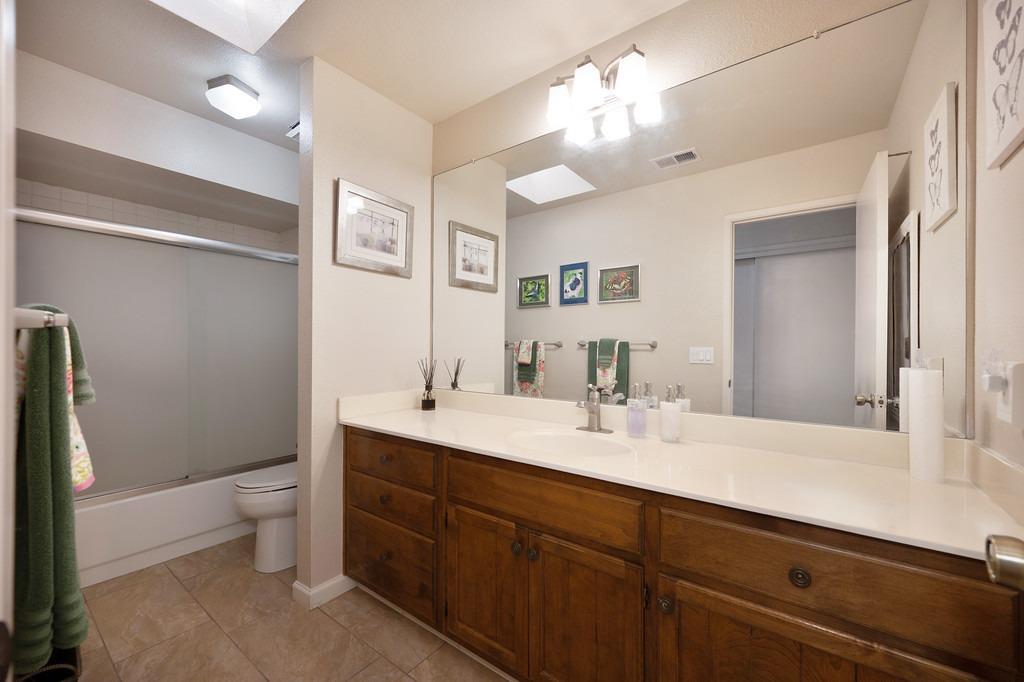 Detail Gallery Image 45 of 89 For 2214 Covey Creek Ct, Stockton,  CA 95207 - 3 Beds | 2 Baths