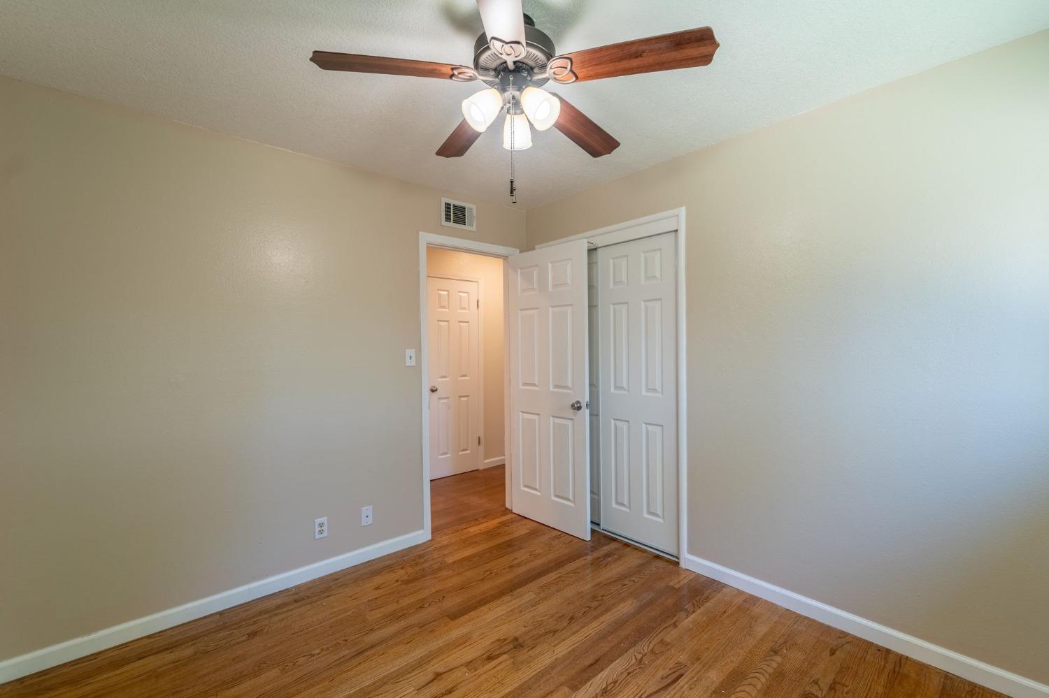 Detail Gallery Image 18 of 27 For 1126 Hawthorne Ave, Modesto,  CA 95350 - 3 Beds | 2 Baths