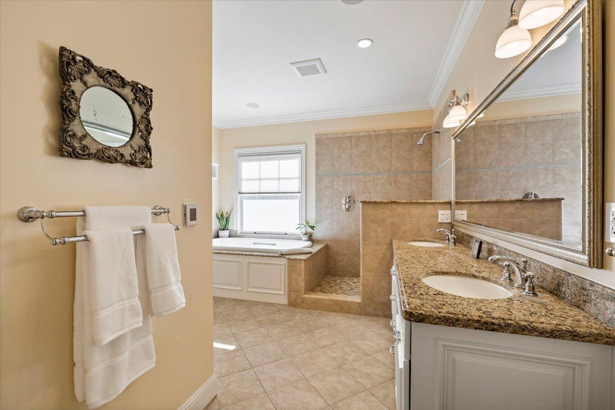 Detail Gallery Image 25 of 68 For 11790 Vineyard Lakes Dr, Penn Valley,  CA 95946 - 3 Beds | 2/1 Baths