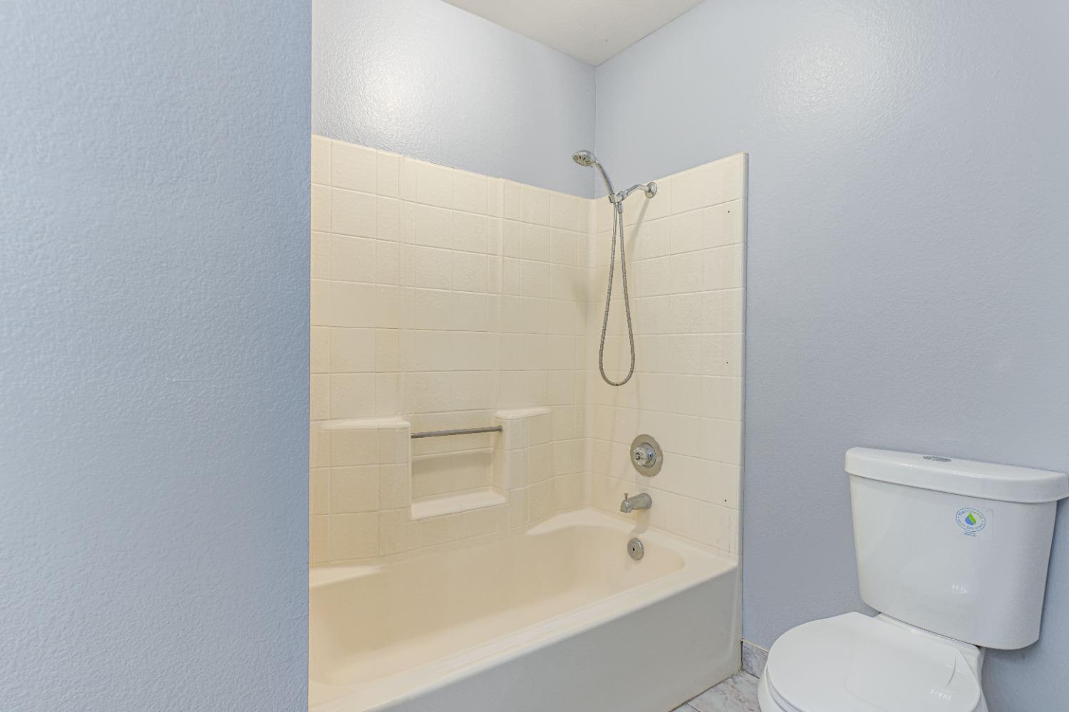 Detail Gallery Image 18 of 40 For 1812 Stonecress, Ceres,  CA 95307 - 3 Beds | 2 Baths