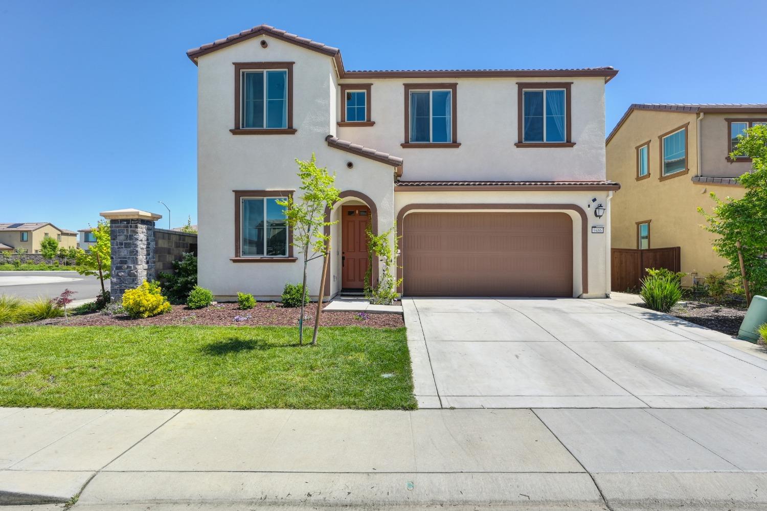 Detail Gallery Image 1 of 27 For 9486 Cronut Ct, Sacramento,  CA 95829 - 4 Beds | 3 Baths