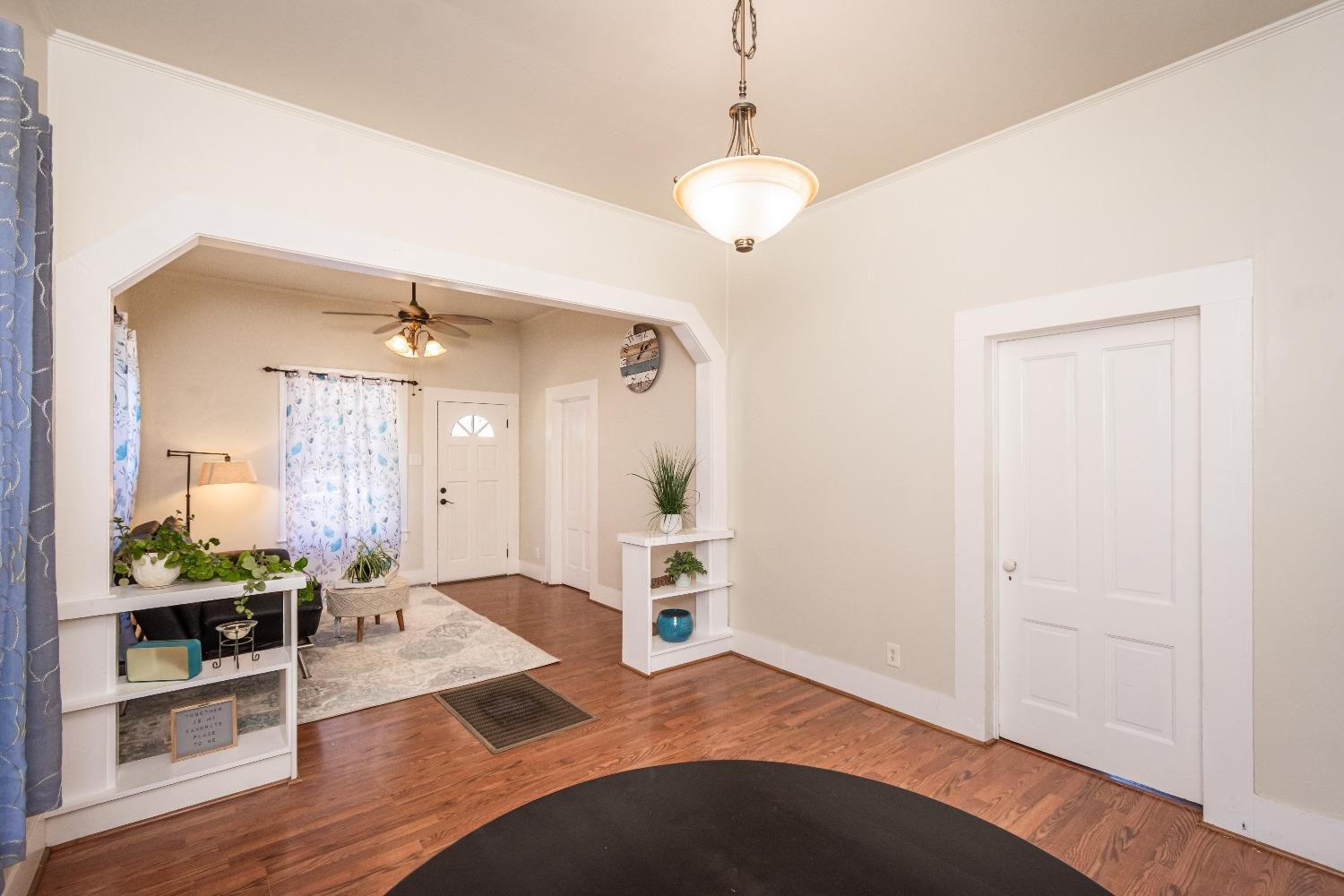 Detail Gallery Image 7 of 22 For 193 E. 7th, Lincoln,  CA 95648 - 3 Beds | 1 Baths