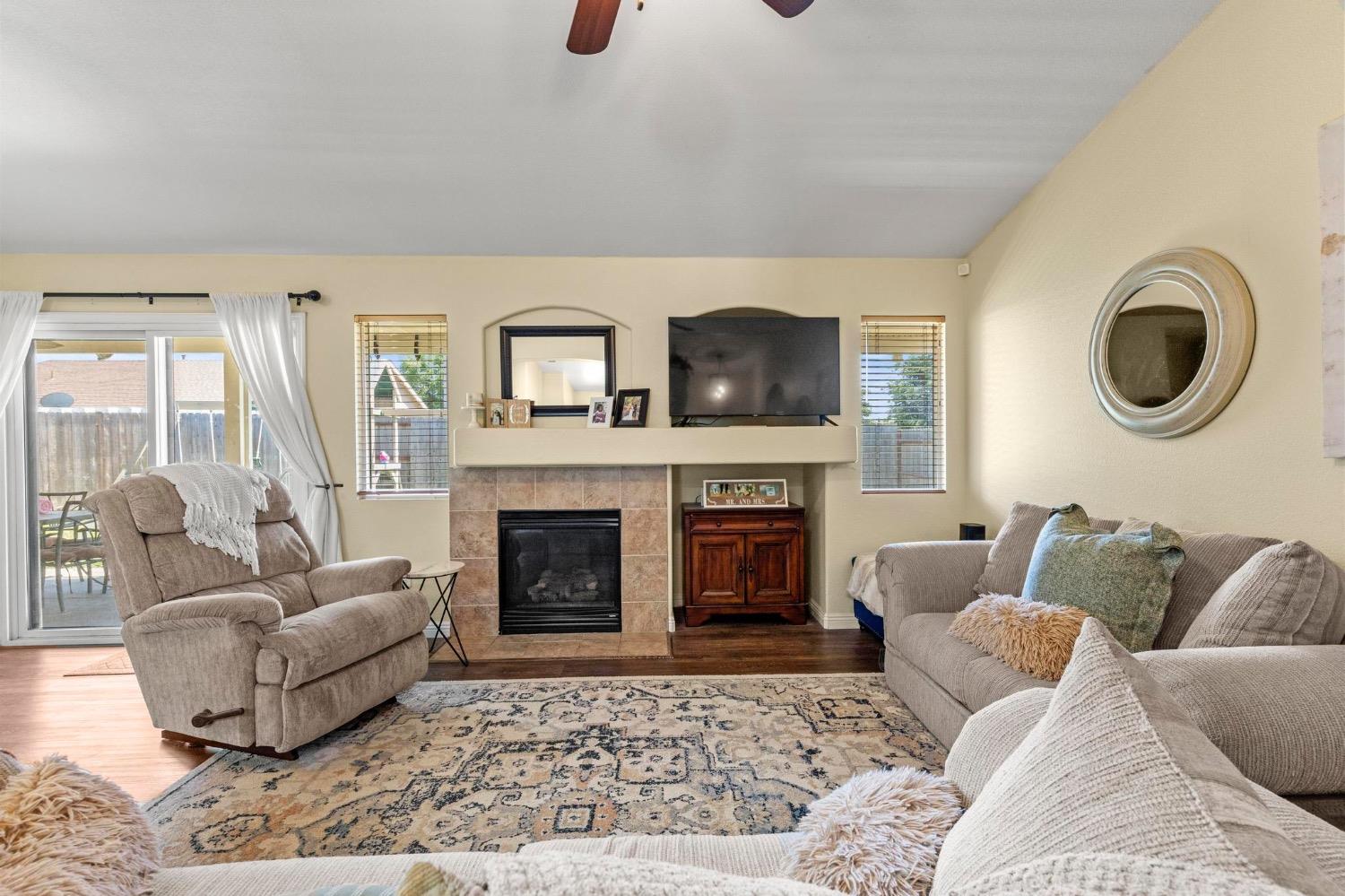 Detail Gallery Image 10 of 31 For 2960 Epperson Way, Live Oak,  CA 95953 - 3 Beds | 2 Baths