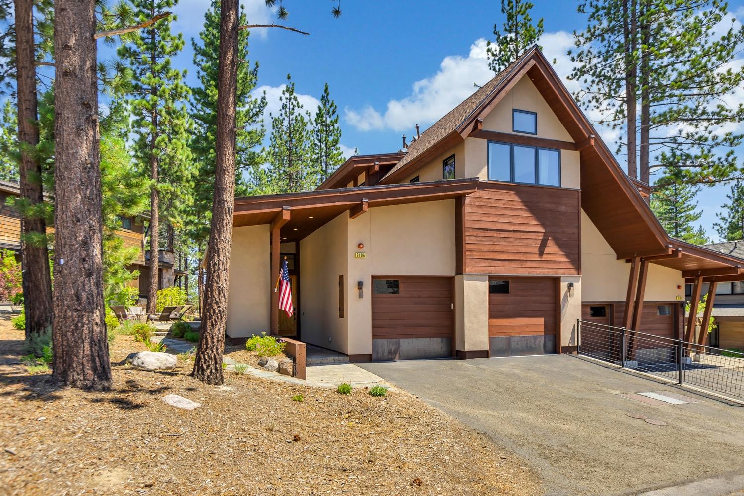Detail Gallery Image 3 of 58 For 9106 Heartwood Dr, Truckee,  CA 96161 - 3 Beds | 3/1 Baths
