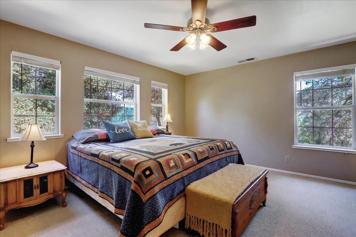 Detail Gallery Image 20 of 87 For 15141 Willow Wood Ln, Grass Valley,  CA 95949 - 3 Beds | 2/1 Baths