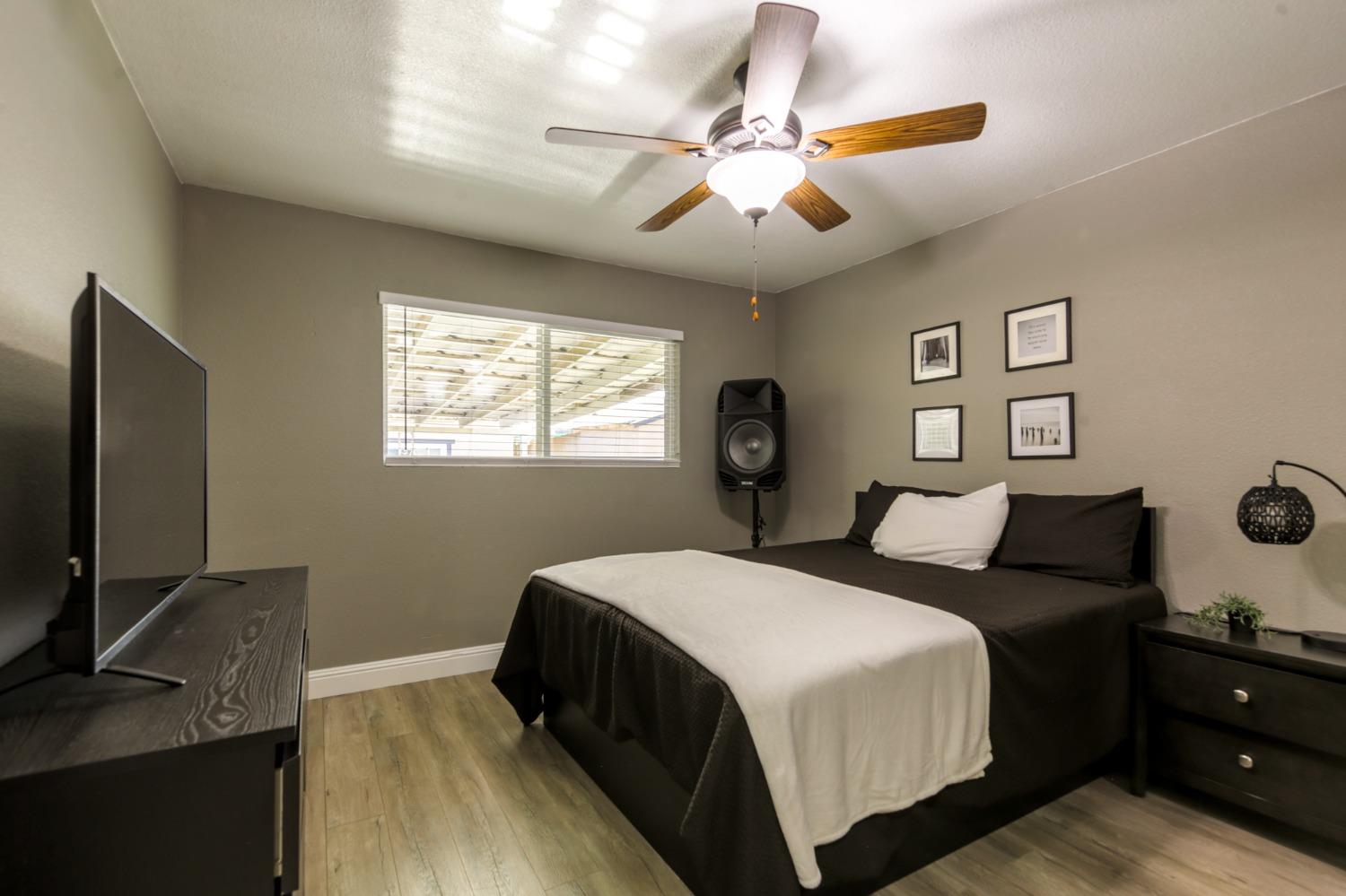 Detail Gallery Image 26 of 52 For 1621 W Whitmore Ave, Modesto,  CA 95358 - 3 Beds | 1/1 Baths