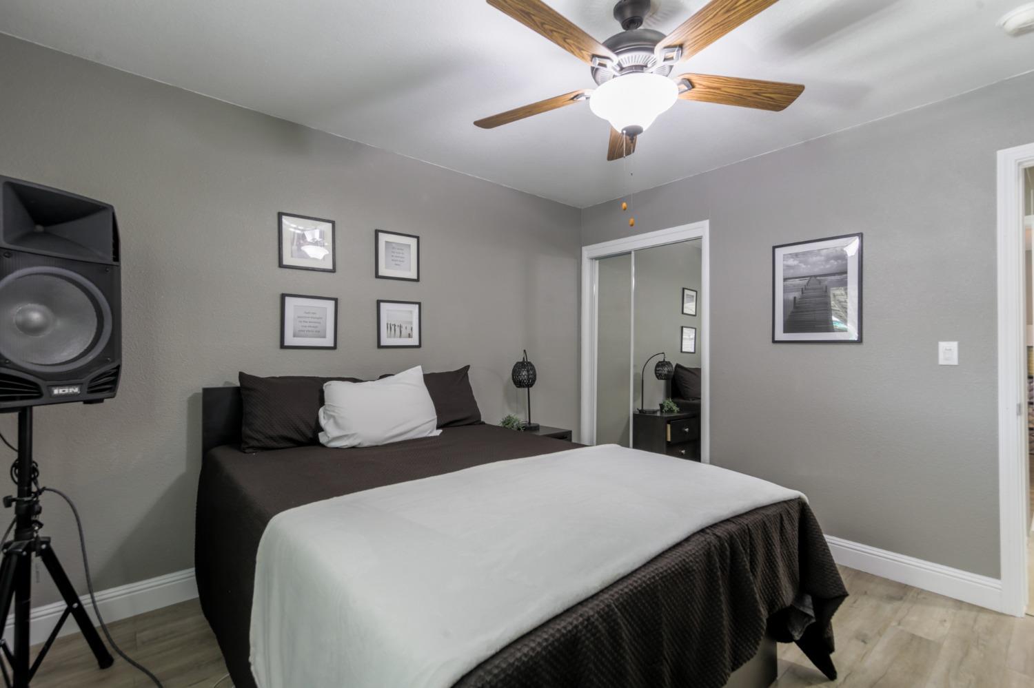 Detail Gallery Image 27 of 52 For 1621 W Whitmore Ave, Modesto,  CA 95358 - 3 Beds | 1/1 Baths
