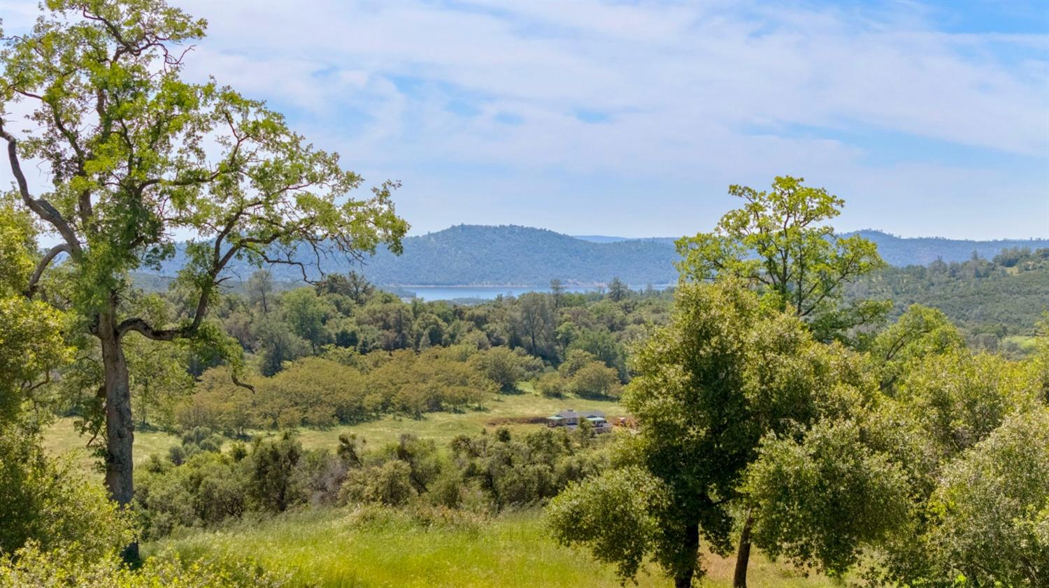 Fraguero Road, Sonora, California image 1