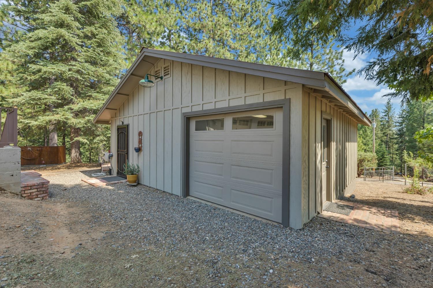 Detail Gallery Image 85 of 98 For 6255 Sly Park Rd, Placerville,  CA 95667 - 3 Beds | 5 Baths