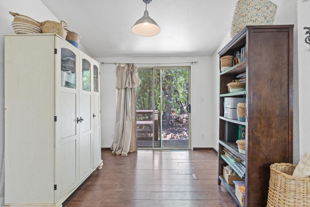 Detail Gallery Image 12 of 62 For 2400 Bodega Way, Placerville,  CA 95667 - 3 Beds | 2 Baths