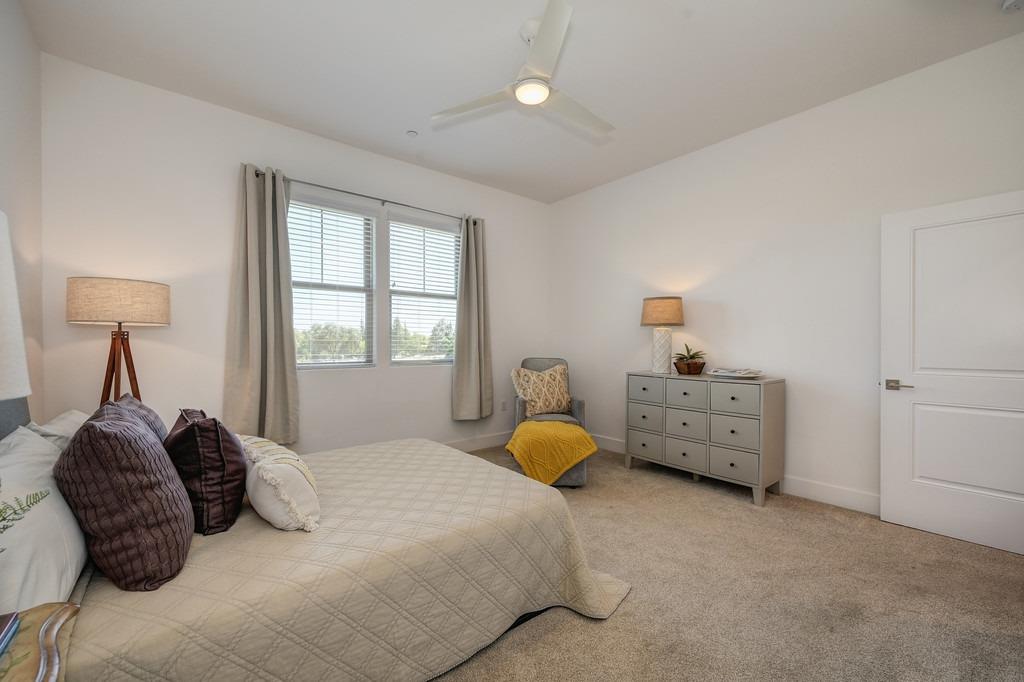 Detail Gallery Image 19 of 41 For 1000 Berryessa Ln #325,  Davis,  CA 95616 - 3 Beds | 2/1 Baths