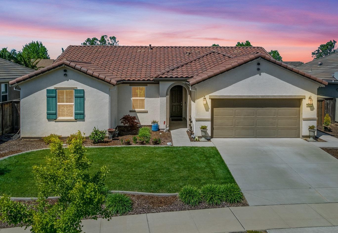 Detail Gallery Image 1 of 23 For 1498 Ivy Hatch Way, Plumas Lake,  CA 95961 - 4 Beds | 2 Baths