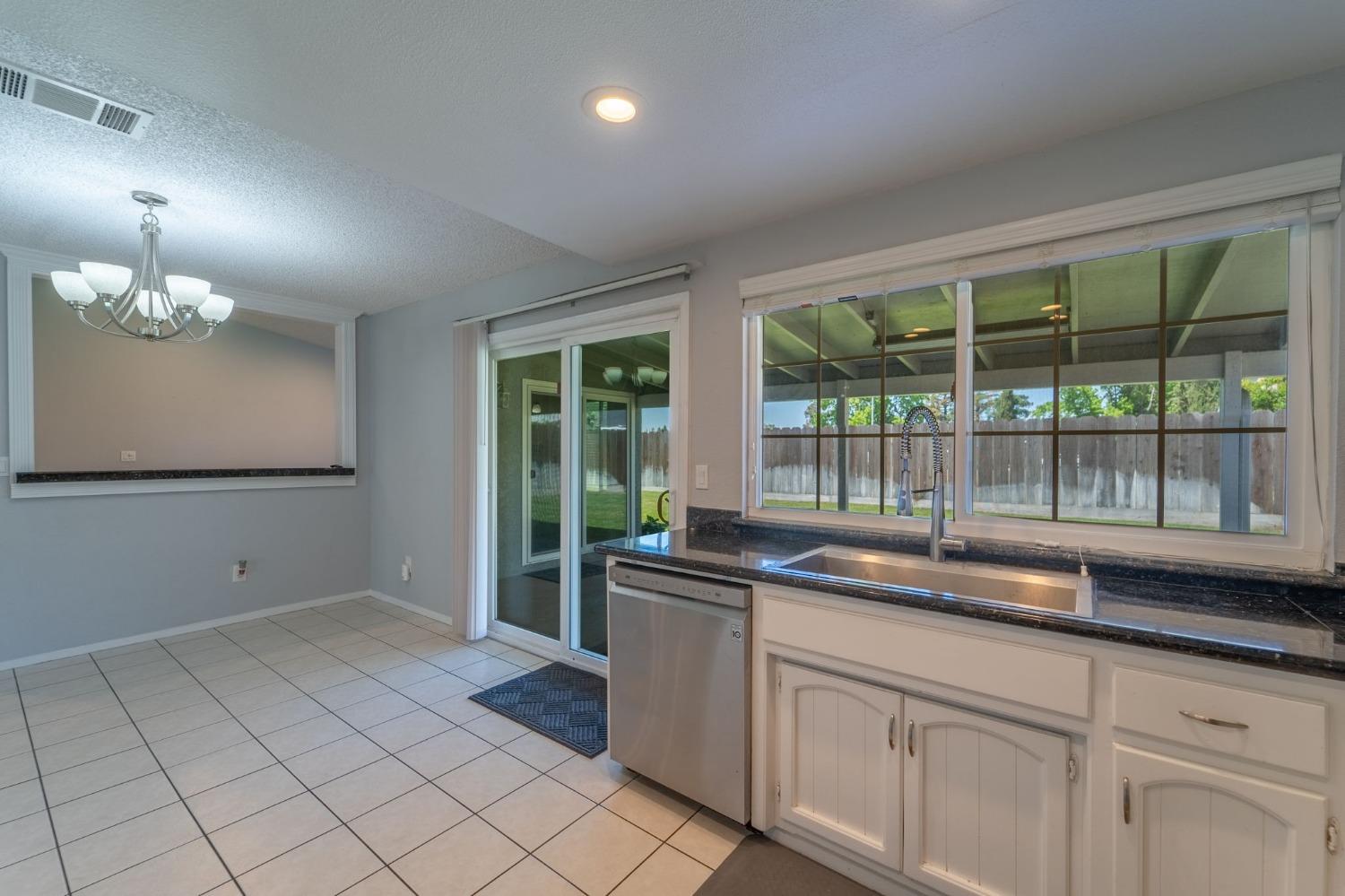 Detail Gallery Image 14 of 32 For 770 Berea Ct, Turlock,  CA 95382 - 3 Beds | 2 Baths