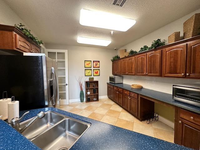 Detail Gallery Image 37 of 44 For 9658 Coney Island Cir, Elk Grove,  CA 95758 - 2 Beds | 2 Baths