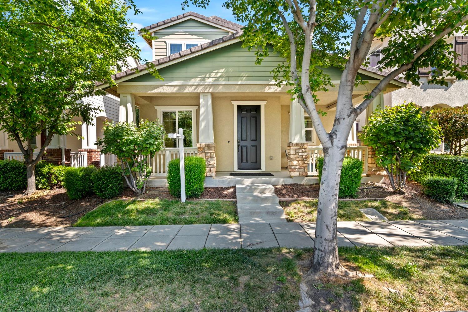 Detail Gallery Image 3 of 48 For 371 W Aventino Ave, Mountain House,  CA 95391 - 3 Beds | 2/1 Baths